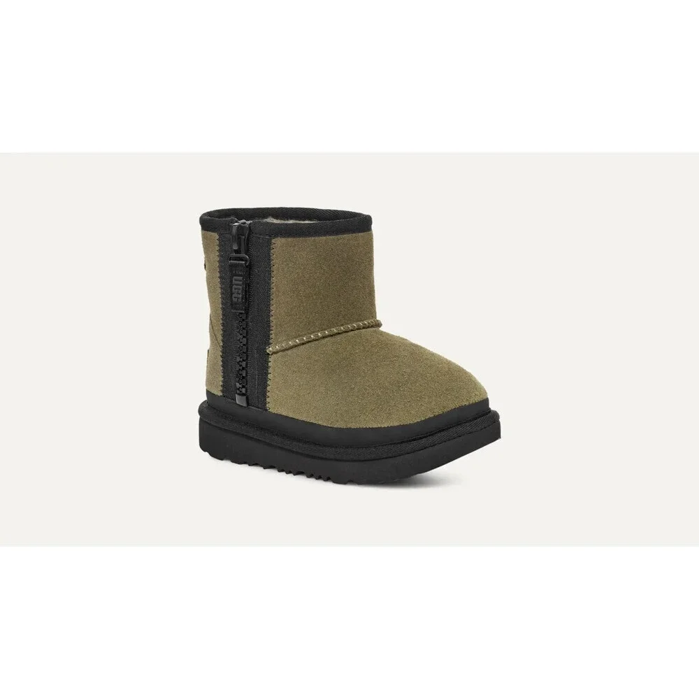 UGG Classic Mini Zipper Tape Logo 1143699T Boots Boys US 12 Olive Suede JOBB1088